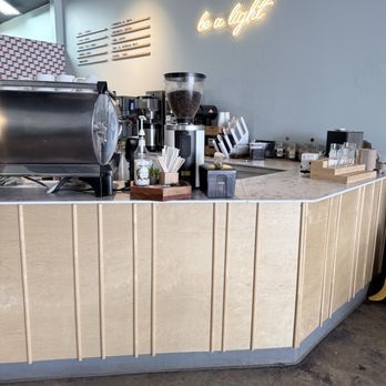 Illumine Coffee - Coffee & Tea Near Me - Indianapolis, Indiana