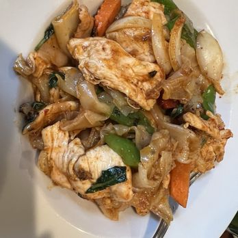 Thai Corner - Worcester - Looks better than it was . (Drunken Noodles) - Thai Near Me - Worcester, Massachusetts