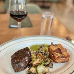 Spoke and Ivy - Filet mignon with Brussels sprouts and crispy potato