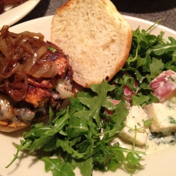 Veggie Galaxy - Breakfast & Brunch Near Me - Cambridge, Massachusetts