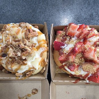 Cinnaholic - Bakeries Near Me - Dallas, Texas