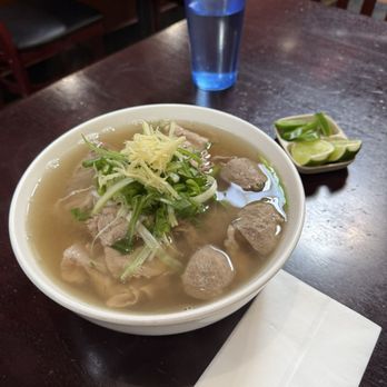 Pho Huong Viet - Beef pho - Vietnamese Near Me - San Francisco, California Pho Huong Viet - Beef pho - Vietnamese Near Me - San Francisco, California
