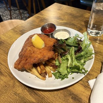 FoodSmith Bistro Pub - Chicken schnitzel - Gastropubs Near Me - West Saint Paul, Minnesota