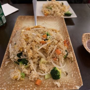 Nom Wah Philadelphia - C06.Fried Rice with Mix Veg, Shrimp, or House - Dim Sum Near Me - Philadelphia, Pennsylvania Nom Wah Philadelphia - C06.Fried Rice with Mix Veg, Shrimp, or House - Dim Sum Near Me - Philadelphia, Pennsylvania
