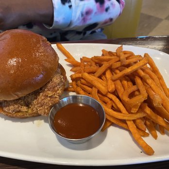 Standard Service - Heath - The Maple Chicken sandwich and sweet potato fries - New American Near Me - Heath, Texas Standard Service - Heath - The Maple Chicken sandwich and sweet potato fries - New American Near Me - Heath, Texas