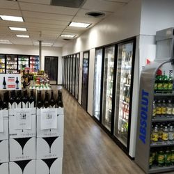 Dan's Package Store