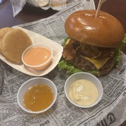 The Sheriff Burger - Viejo Oeste Burger