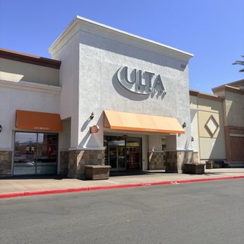 Ulta Beauty - Outside - Cosmetics & Beauty Supply Near Me - Henderson, Nevada