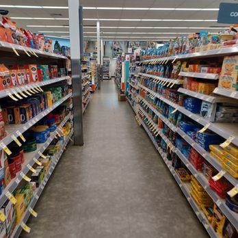 Walgreens - the aisles of a grocery store - Drugstores Near Me - Orlando, Florida Walgreens - the aisles of a grocery store - Drugstores Near Me - Orlando, Florida