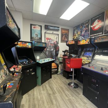 Filthy Games Room - Video Game Stores Near Me - Saint Charles, Missouri