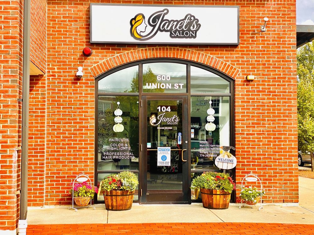 Janet’s salon Logo