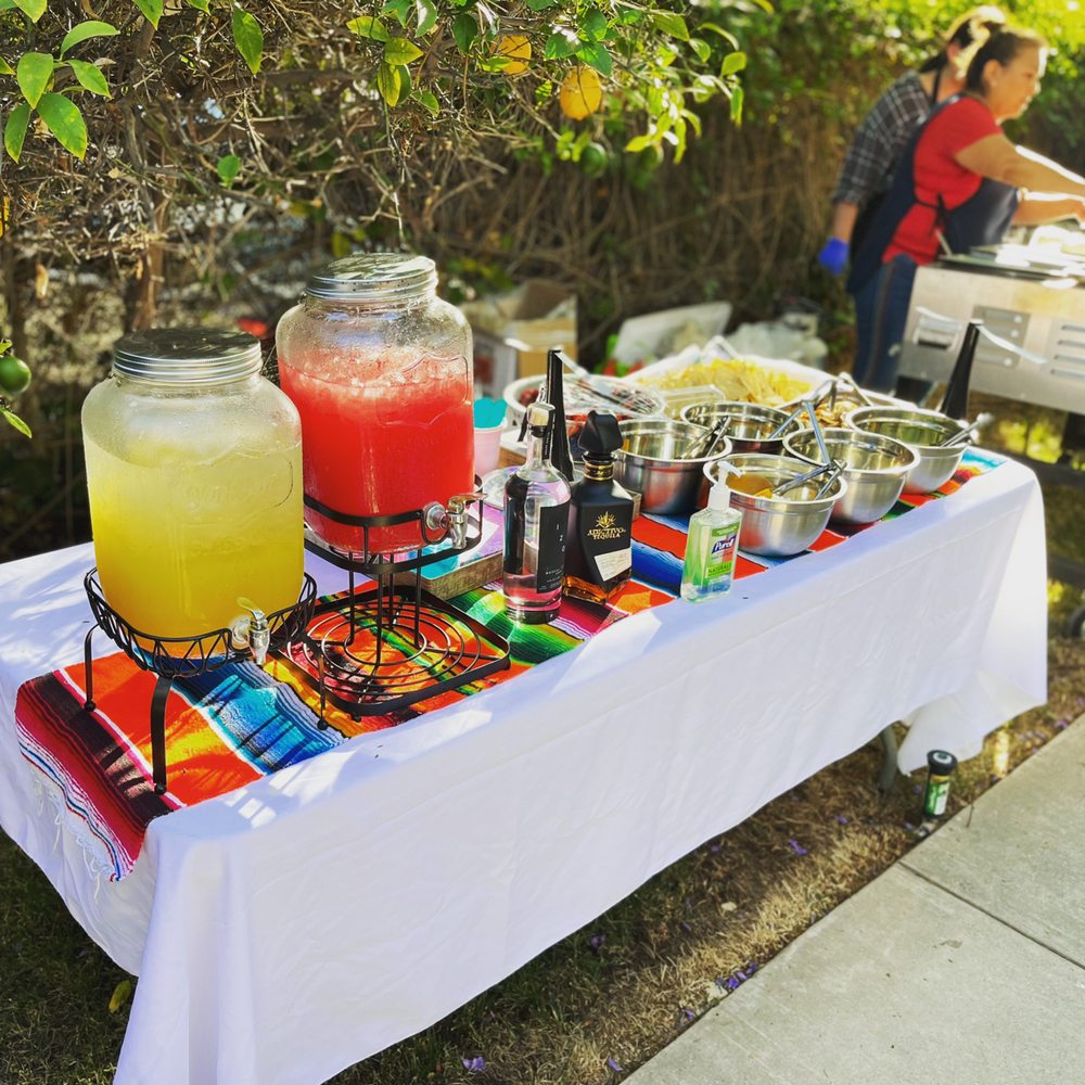 Cely’s Tacos Catering Logo