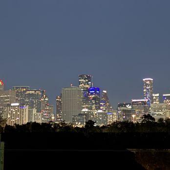 Social Beer Garden HTX - Awesome Midtown bar - Beer Bar Near Me - Houston, Texas
