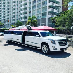 Miami Limo Car - For further information, please check our website https://www.miamilimocar.com/ or call us on +1 (305) 440-0010