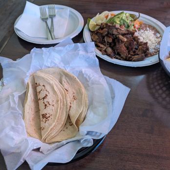 El Texano Carnitas - Macho grande - Mexican Near Me - Woodland, California