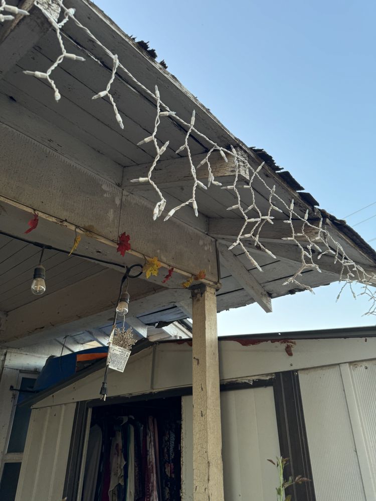 Slide of Alvarado Roofing & Construction