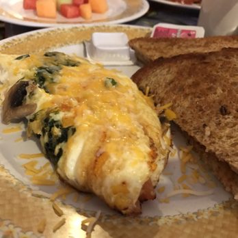 808 Grindz Cafe - Omelets your choice - Cafes Near Me - Lahaina, Hawaii