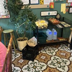 Tricklebee Café
