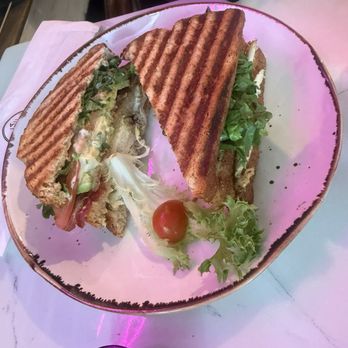 Crema Gourmet - Chicken Sandwich - Breakfast & Brunch Near Me - Coconut Grove, Florida Crema Gourmet - Chicken Sandwich - Breakfast & Brunch Near Me - Coconut Grove, Florida