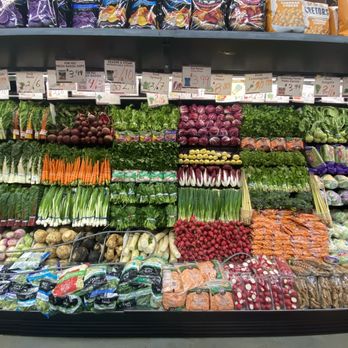 North Shore Farms - Display of vegetables - Grocery Near Me - Mamaroneck, New York North Shore Farms - Display of vegetables - Grocery Near Me - Mamaroneck, New York