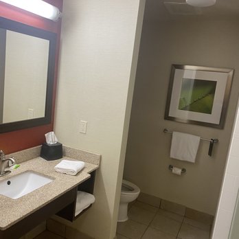Courtyard by Marriott Atlanta Conyers - Bathroom - Hotels Near Me - Conyers, Georgia