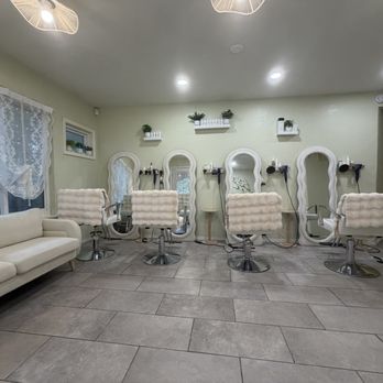 Clevenate Scalp Oasis - Waiting area and blow dry area - Day Spas Near Me - Elk Grove, California Clevenate Scalp Oasis - Waiting area and blow dry area - Day Spas Near Me - Elk Grove, California