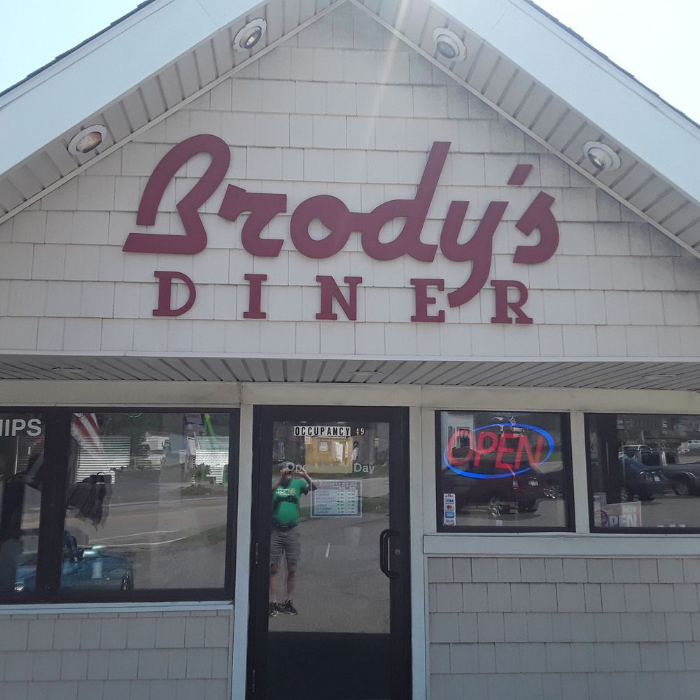 Brody's Diner - Lunch of fish & chips - Breakfast & Brunch Near Me - Shrewsbury, Massachusetts