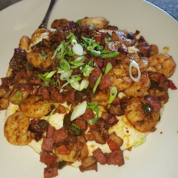 The Whale Chicago - Shrimp and grits - New American Near Me - Chicago, Illinois The Whale Chicago - Shrimp and grits - New American Near Me - Chicago, Illinois