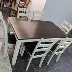 West Coast Furniture and Mattress - 7 pc dinette