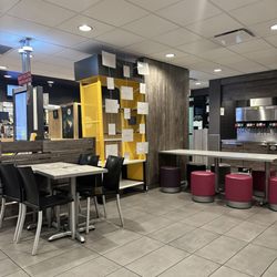 McDonald's - Interior shot