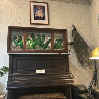 Fern Bar - Bars Near Me - Sebastopol, California Fern Bar - Bars Near Me - Sebastopol, California