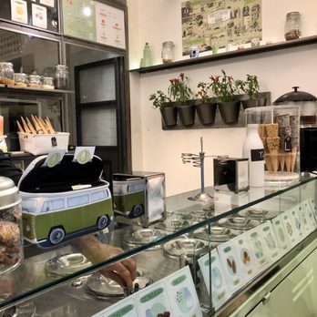 Verde Pistacchio - Desserts Near Me - Rome, RM Verde Pistacchio - Desserts Near Me - Rome, RM