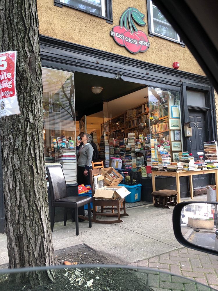 Quinns Bookstore Bookstores 83 E Cherry St, Rahway, NJ Yelp