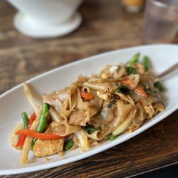 Thai District - Drunken noodles no 21+ ya diiig