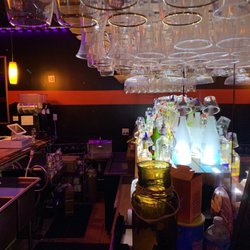 Main Street Lounge - Full bar with great drinks plus drink specials 7 days a week