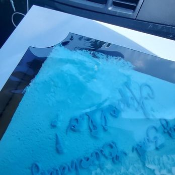 Mazzetti's Bakery - by the time the cake reached us all the writings are gone like there was nothing. too upset to even take a pic - Bakeries Near Me - Pacifica, California