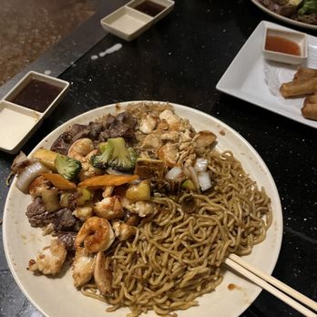 Kobe - my boyfriend loves food !! the kobe deluxe - Sushi Bars Near Me - Greece, New York