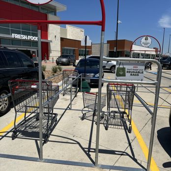 H-E-B - Happy Earth Day! - Grocery Near Me - Katy, Texas