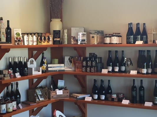 Unsworth Vineyards by null