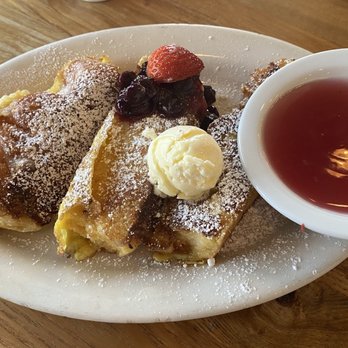 Jongewaard's Bake n Broil - Cheese pocket French toast - American Near Me - Long Beach, California