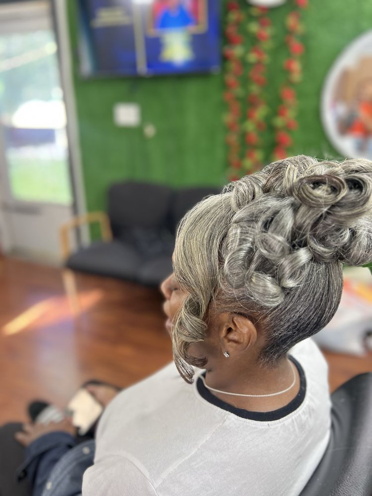 One Purpose Hair Studio Logo