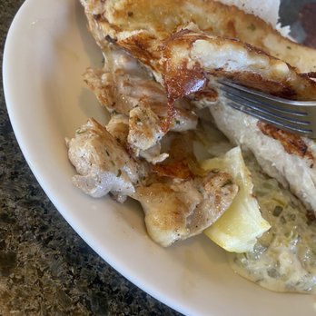 Liliha Bakery - Boneless chicken and mahi mahi - Bakeries Near Me - Honolulu, Hawaii