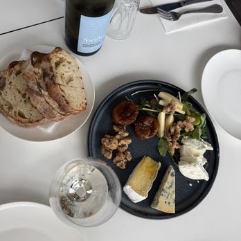 Vino Vino - Mediterranean Near Me - Auckland, AUK