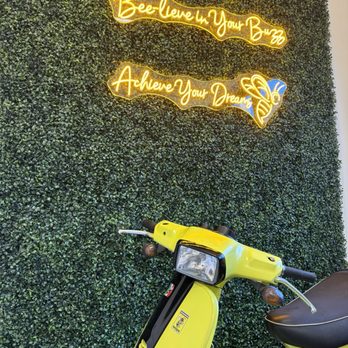 Busy Bee Coffee - Great spot with a cozy atmosphere and top-notch coffee. - Coffee & Tea Near Me - Queens, New York Busy Bee Coffee - Great spot with a cozy atmosphere and top-notch coffee. - Coffee & Tea Near Me - Queens, New York