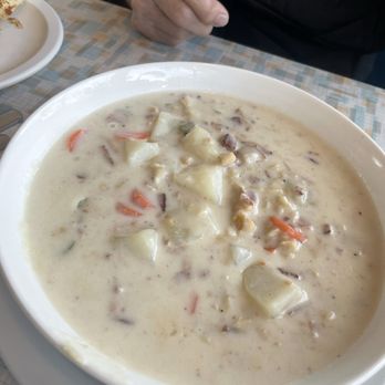 Lil Joe’s - Clam chowder - Diners Near Me - Sacramento, California
