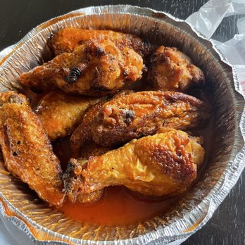 Pizza Fan - Buffalo Traditional Wings - Pizza Near Me - Cleveland, Ohio Pizza Fan - Buffalo Traditional Wings - Pizza Near Me - Cleveland, Ohio