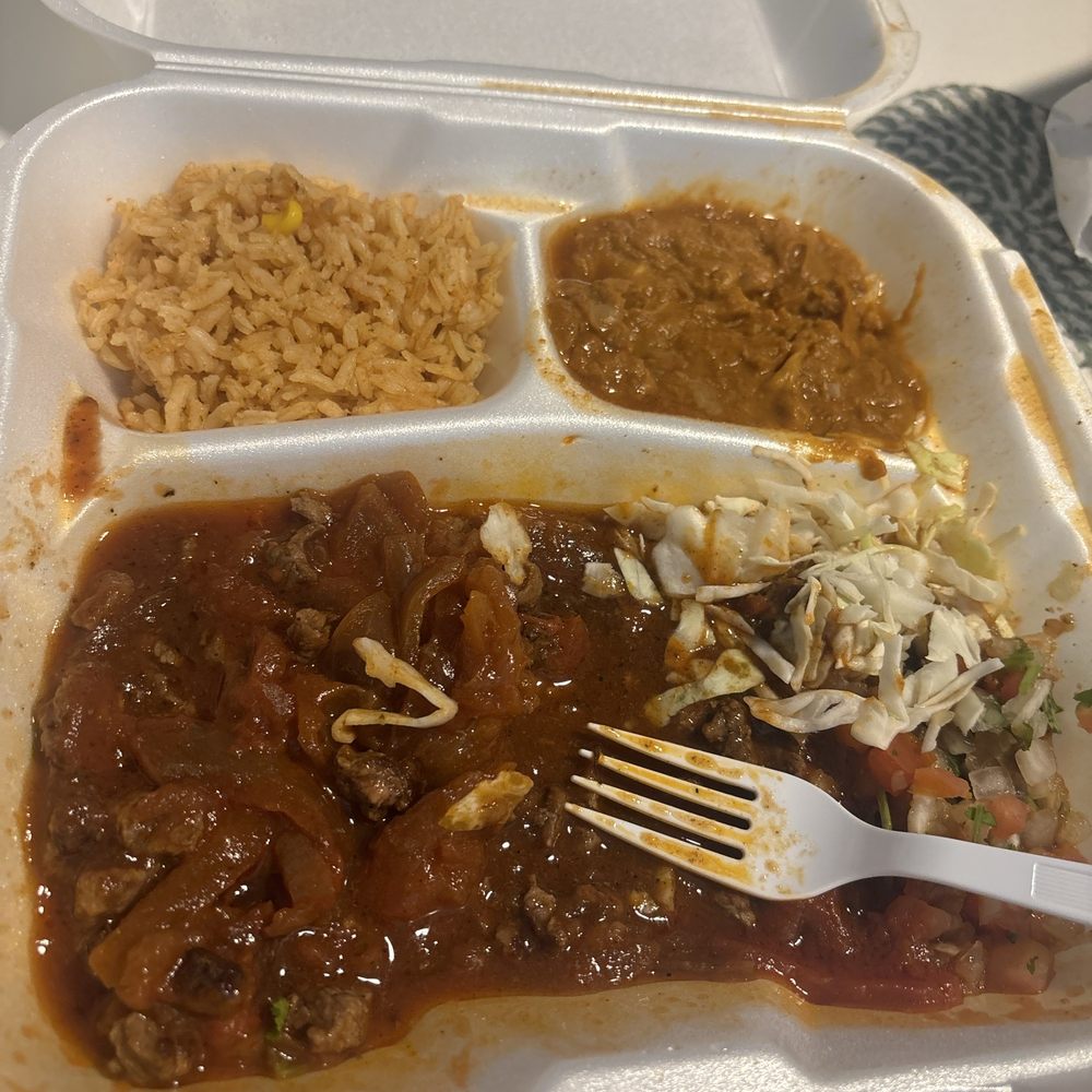 El Sur Restaurant - Bisteak Ranchero is good - Mexican Near Me - Tucson, Arizona