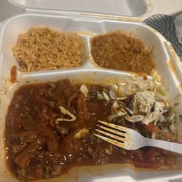 Bisteak Ranchero is good