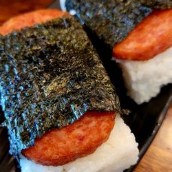 Spam musubi
