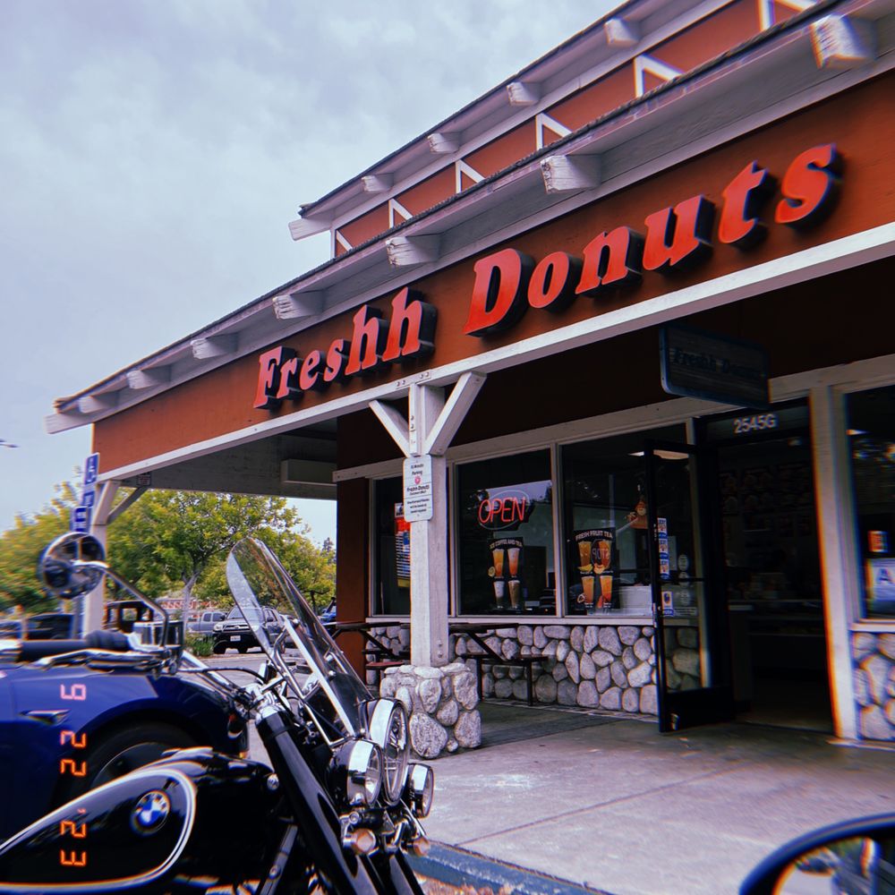 Freshh Donuts - Outside - Donuts Near Me - Chino Hills, California